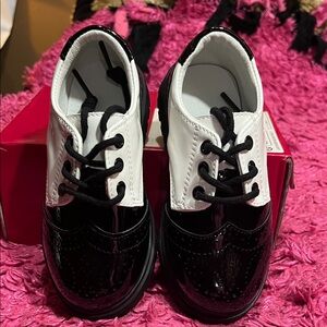 Kids Black and White Oxford Dress Shoes with Box